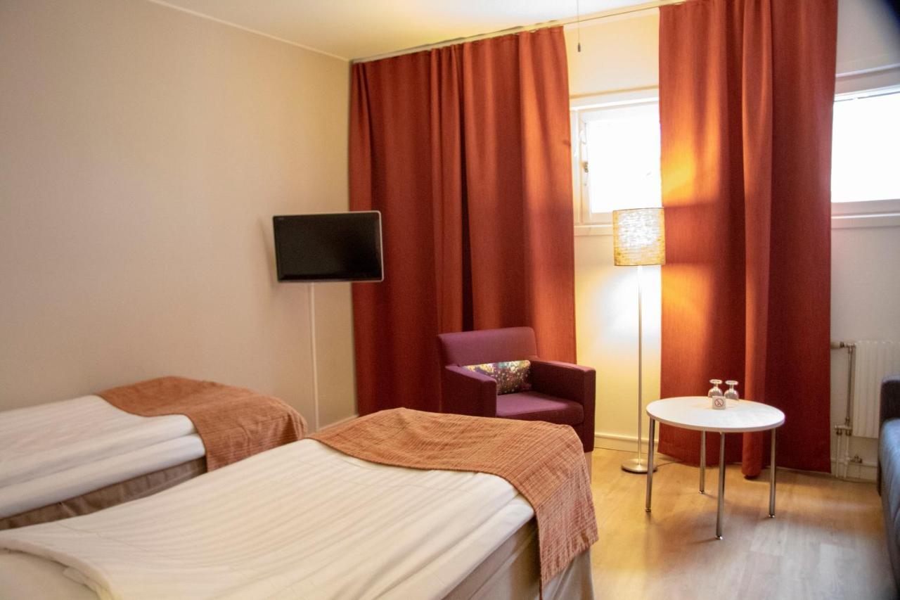 Hotell Vilja ウメオ エクステリア 写真
